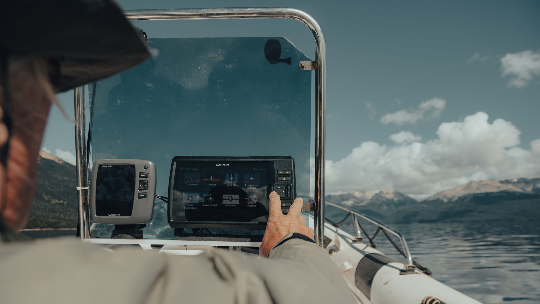 How to Find Fish in Lakes and Rivers Like a Pro